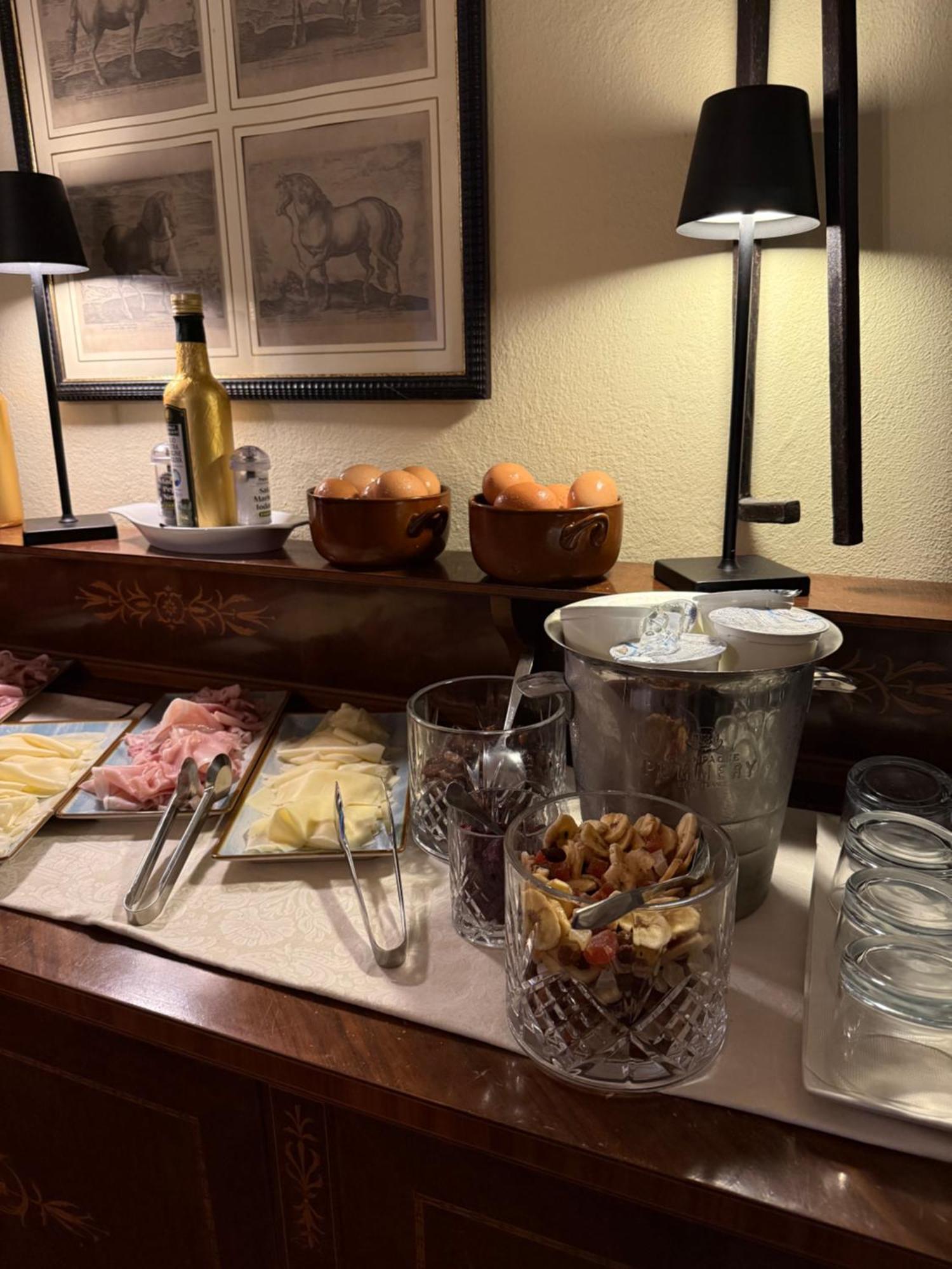 Di Corliano Relais All'ussero * San Giuliano Terme